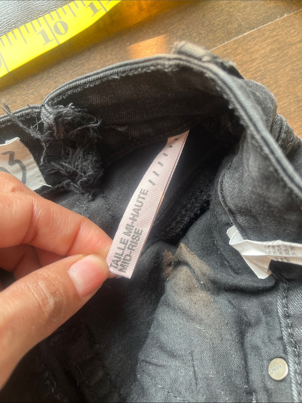 Garage Mid Rise Black Ripped Skinny Jeans - Picture 5 of 11